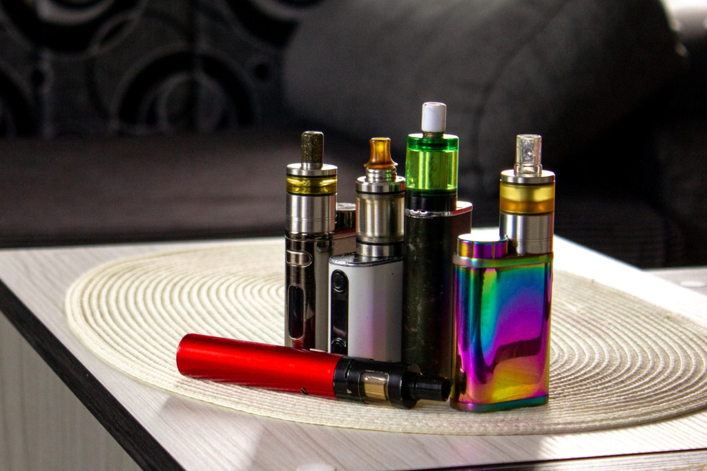 fda-beri-izin-rokok-elektrik-rasa-buah-di-as-meski-ditentang