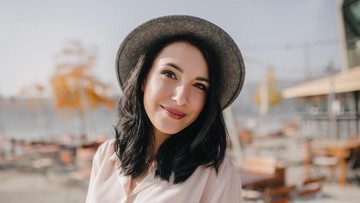 zodiak-perempuan-yang-dikenal-memiliki-aura-memesona