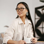 cara-perempuan-bisa-berkarya-tanpa-batas-di-tempat-kerja